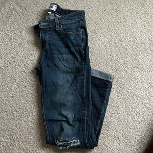 PAIGE Skyline Crop ankle denim size 27 with frayed knee.GREAT CONDITION mid rise